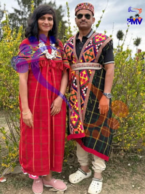 Plan my vacation customer review, customer Wearing treditional himachali cloths
